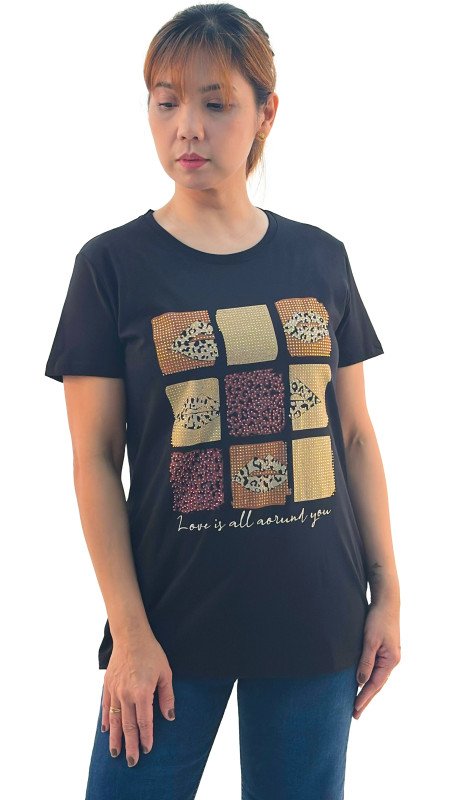 Women's Lips With Love Is All Around You Print Round Neck Short Sleeve T-Shirt - Black